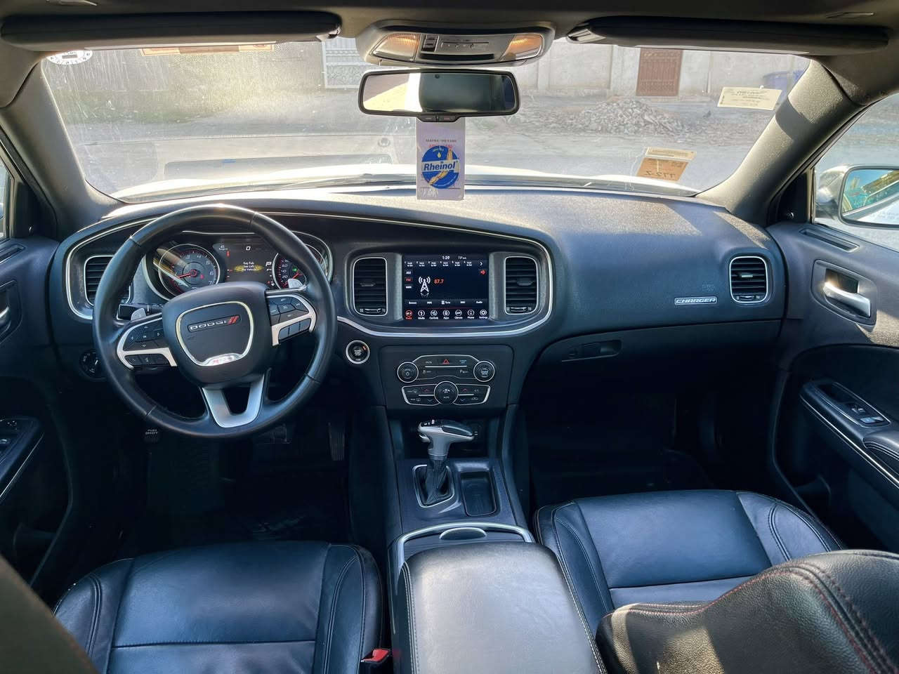 جارجر 2018 اصل 2 ويل مكينه 3600V كلين تايتل
رقم شمالي تحويل مباشر  سياره وارد كندي كفاله عامه مال جناي فول موصفات داخل جلد كهربائية  منظومات زنوز بلادي كير مكينه اكسل مكفولات السياره بدون نقص برغي حداديه جديده تخم تاير 
سعرها 238 خصم 
مكانها بابل مركز مدينه شارع الجمعيه 
***********
