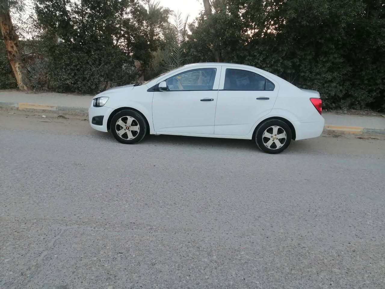 تحيه طيبه للبيع افيو سونك  خليجي اوتوماتيك رقم بابل جاهز من كولشي  رقم دوالي انكليزي الجديد داخله هزه جديده السعر67 الشراي يتصل ***********
