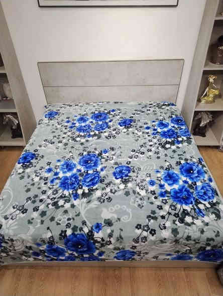 بطانيات حفر درجة أولى ثقيل طبقه وحده نفرين🌹❤️💕🤔 اسعار مناسبه جدا الاستفسار مراسلتنا عبر الواتساب *********** العنوان الديوانيه الجمهوري الشرقي مقابل ملعب الاتفاق *********** الفرع مقابل باب الملعب
