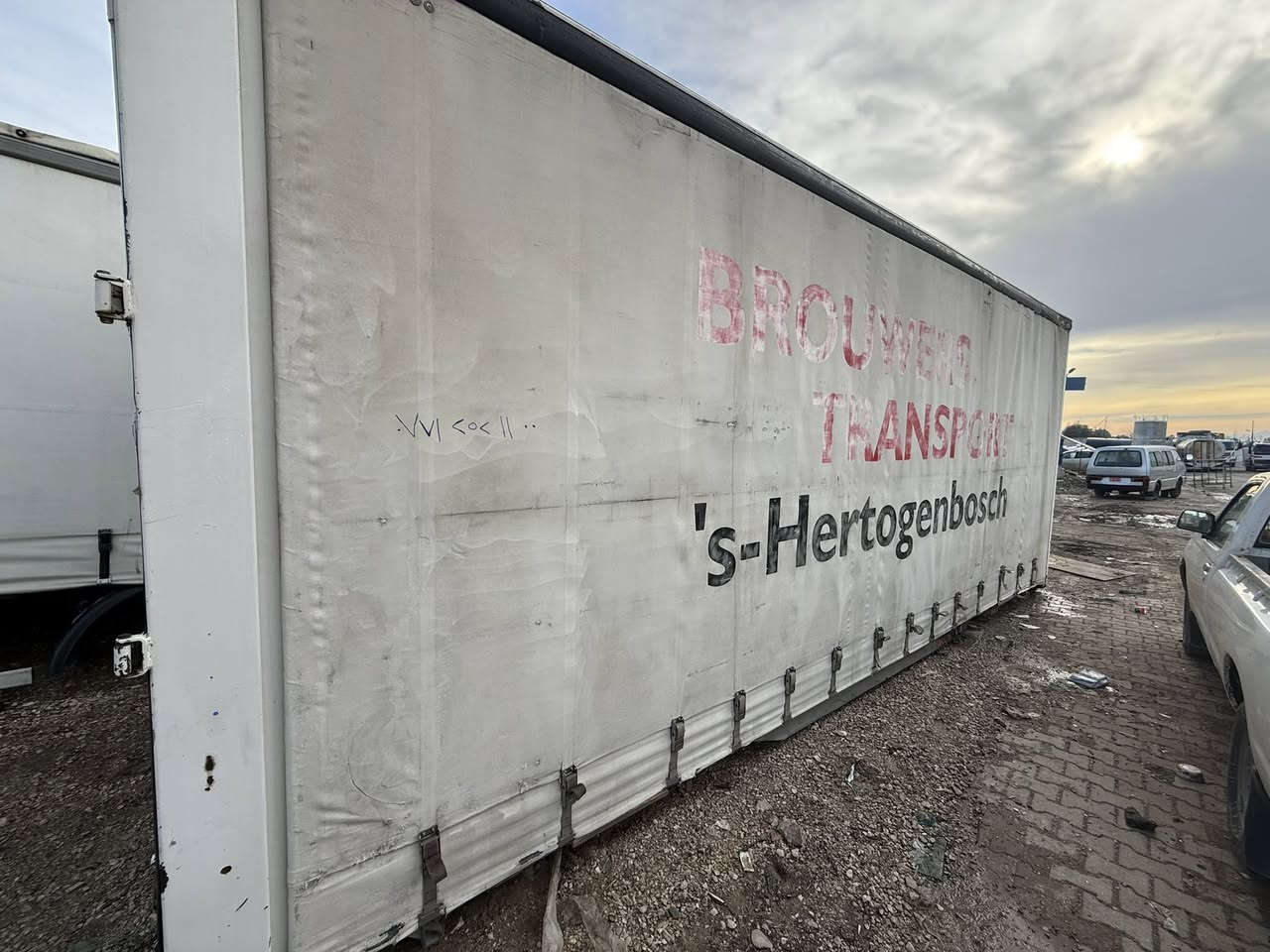 للبیع بۆ فرۆشتن طول7.60 ارتفاع 3 متر ***********–***********
