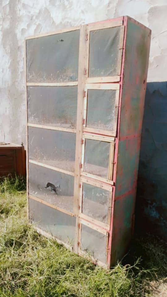 مكلف بالنشر
للبيع
قفص ب 70 وبي مجال
الميز و2 كراسي بحاله جيده ب 60
حي الحكيم الاولى قرب القسم البلدي
***********
