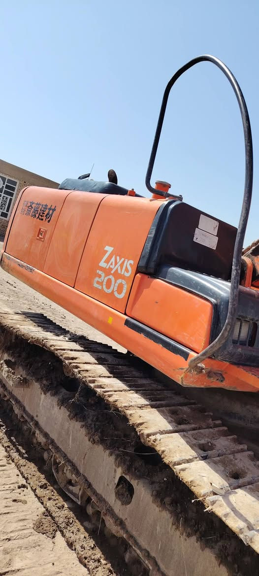 زت  موديل 2006 
فقط مضخه مفتوحه لباقي كله شركه المكان في الحله الحمزه الغربي قرب معمل سكر 
للاستفسار ***********
