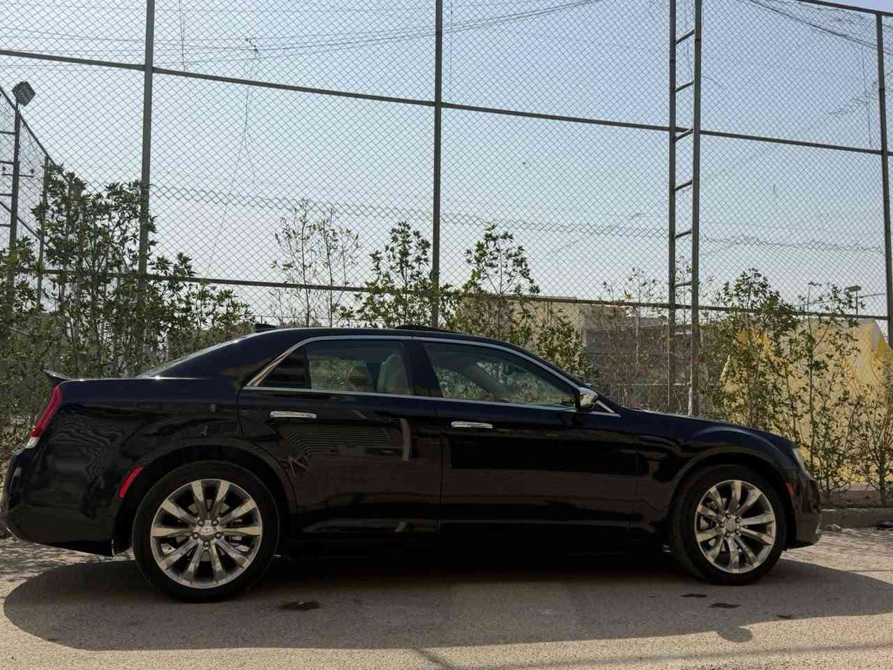 للبيع اوباما C300  2016
وارد كندي كلين السياره فول موصفات داخل ابيض
استخدام شخصي بيهة بارد بصيط بل جاملغ الخلفي 
كشنات تدفئه تبريد   كشنات خزن ميموري 
بعد معروفه مواصفات C 
ماشيه 130الف  
السعر 240 
مكان السياره  بغداد
للاستفسار ***********
