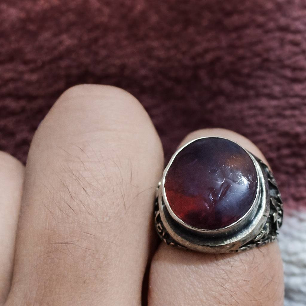 محبس عقيق 
قديم جدا 
السعر 150


**إذا كنت صاحب هذا الإعلان وتريد حذفه لأي سبب، رجاءا أرسل رسالة إلى الدعم الفني**