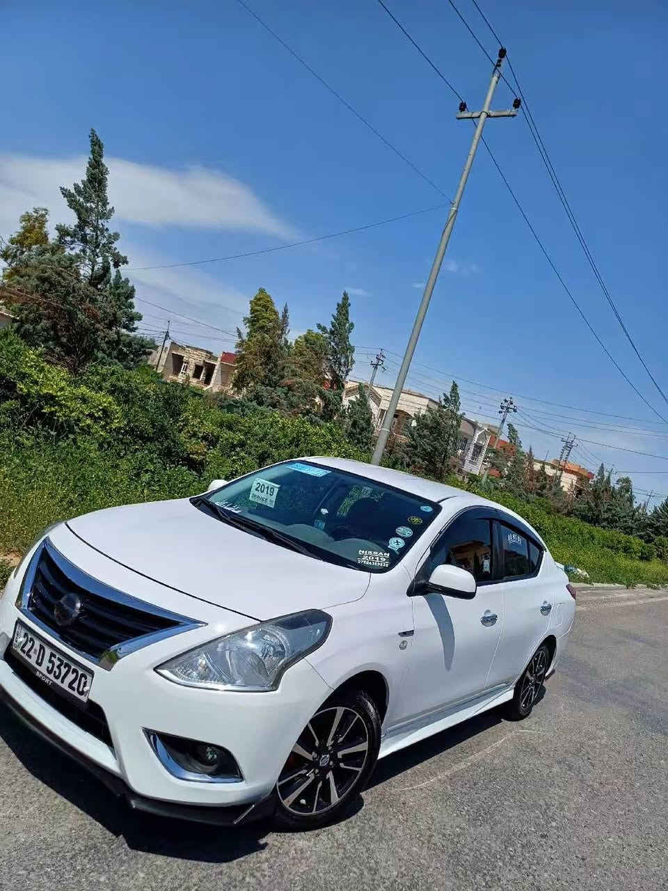 بەناوی خودای گەورەومیهرەبان 
نیسان سەنی لاکشمی بای 2019 فول مواسەفات سەیارەکە  بەس ماشاءاللە دەوێ وەسفی ناوێ لە جوانی  بەخۆی وەسفی خۆی دەکاتن بەسمەو شەغالیشە تایەو ویلی نوێیە عجم ۱٦یە بەناوی خۆمە سەیارەکە توندو تۆڵە یاک دەرکەی لای سەکنی پشتەوە PDR پێش و پشتی کەپسە بەس ئەوەندەی هەیە سبوغی نیە 
سعریشی 110 وەرەقە مەجالەکی برایەنشی تێدەیە.*********** أربيل, العراق
