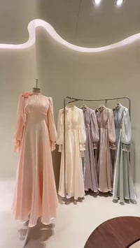 فستان مبطن • مقاسات ٣٨-٤٨ • توصيل جميع المحافظات