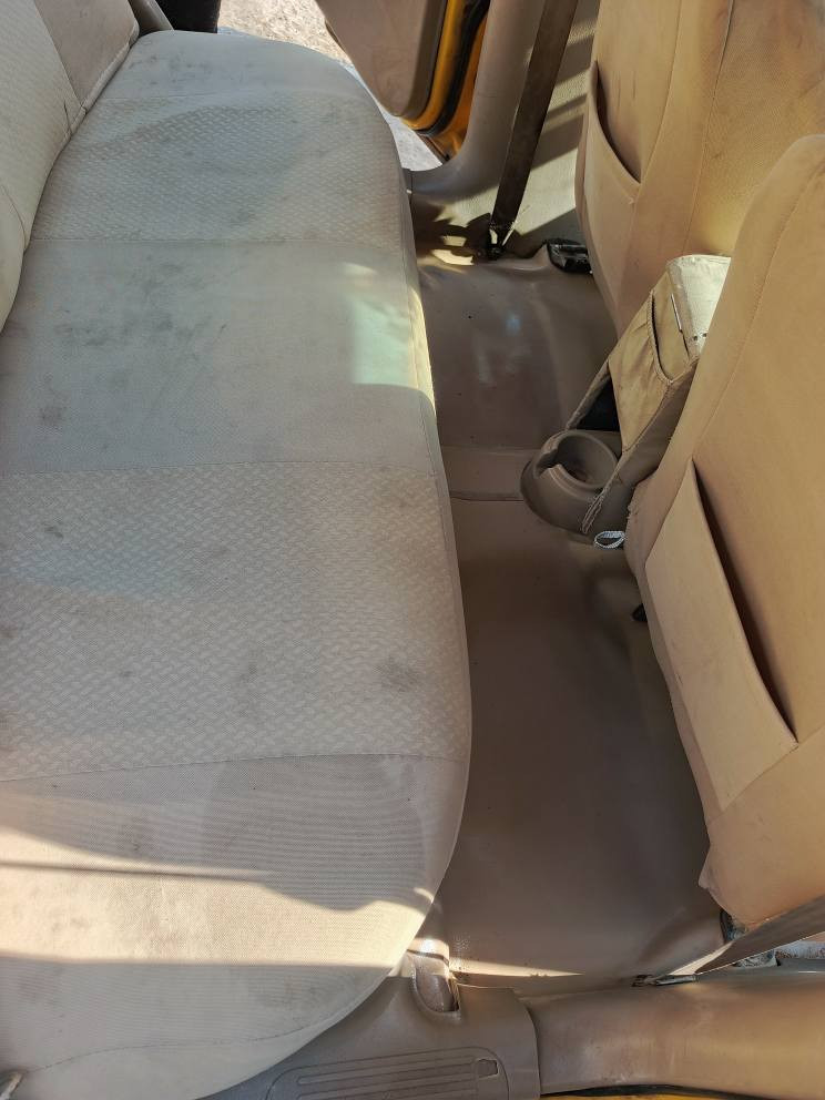 السلام عليكم افيو 2011 سنوية 2027 سيارة حلوة ونضيفة رقم بصرة مشروع وطني تداور ثاني يوم بالسماوة  بيه ضربة بالجاملغ الأيمن سعر 55 ورقة وبيه مجال مكاني سماوة رقم ***********
