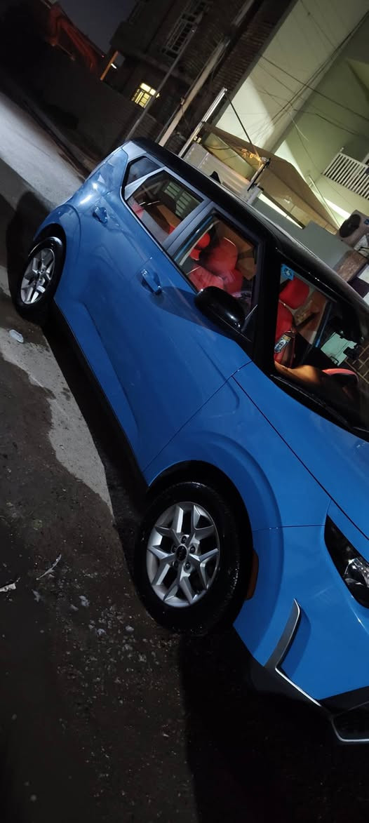 سلام عليكم كيا صول موديل 24 مكفولة فول مواصفات ماعدة الفتحة بس بية رصعات بل قمارة 3 آلة تركز يلة اشوفهن سيارة جديدة ماشية 18 رقم بغداد مكاني بلديات اليون/ ***********
