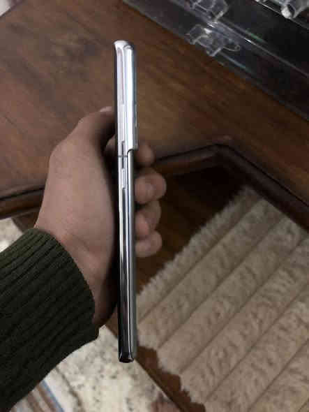 للبيع ممفتوح زلغ مابي وين ميعجبك نفحص تاخذه من باب بيتي سعره ٤٠٠ قفل قفل بي بس فطر بضهر اس ٢١ شراي اتصال ***********
