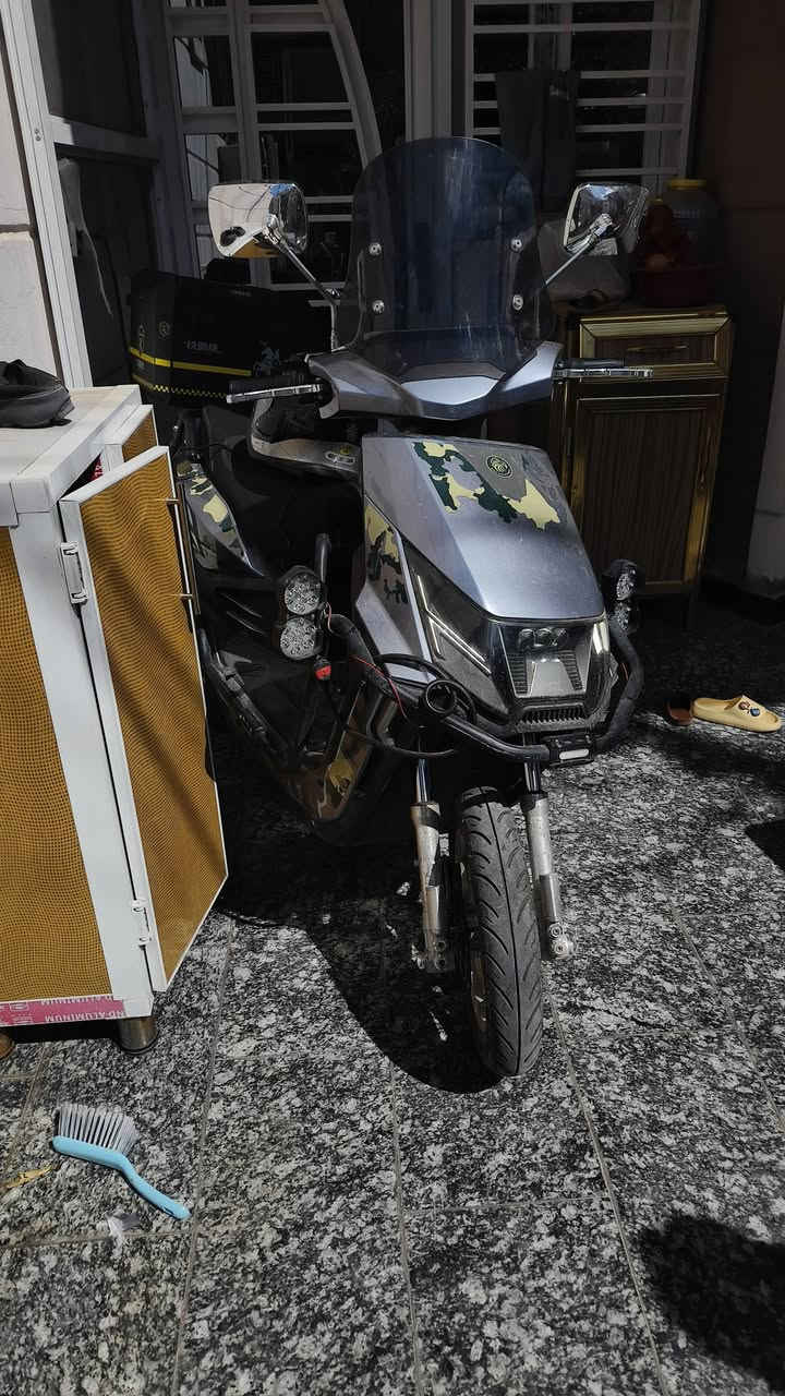 السلام عليكم سكنس شحن للبيع او المراوس حسب الرغبه
السلام عليكم سكنس شحن للبيع او المراوس حسب الرغبه 7 بطاريات دبل تمشيك شحنه الوحده 60 كيلو حقيقي عداده حقيقي بطاريات جديدة و ما تعبانه مصارلي هواي من شادهن بيه ديجي صوت عالي كلش و المشكلة البيه الوحيده القفايص مال جاملغ الامامي مكسورات و ماعرف الحمهن هنة بلاستك و موجود الجاملغ بالبيت
السعر مليون للبيع او المراوس بسكنس او غيره بس شويه اكبر
العنوان بغداد البياع
الرقم ***********
