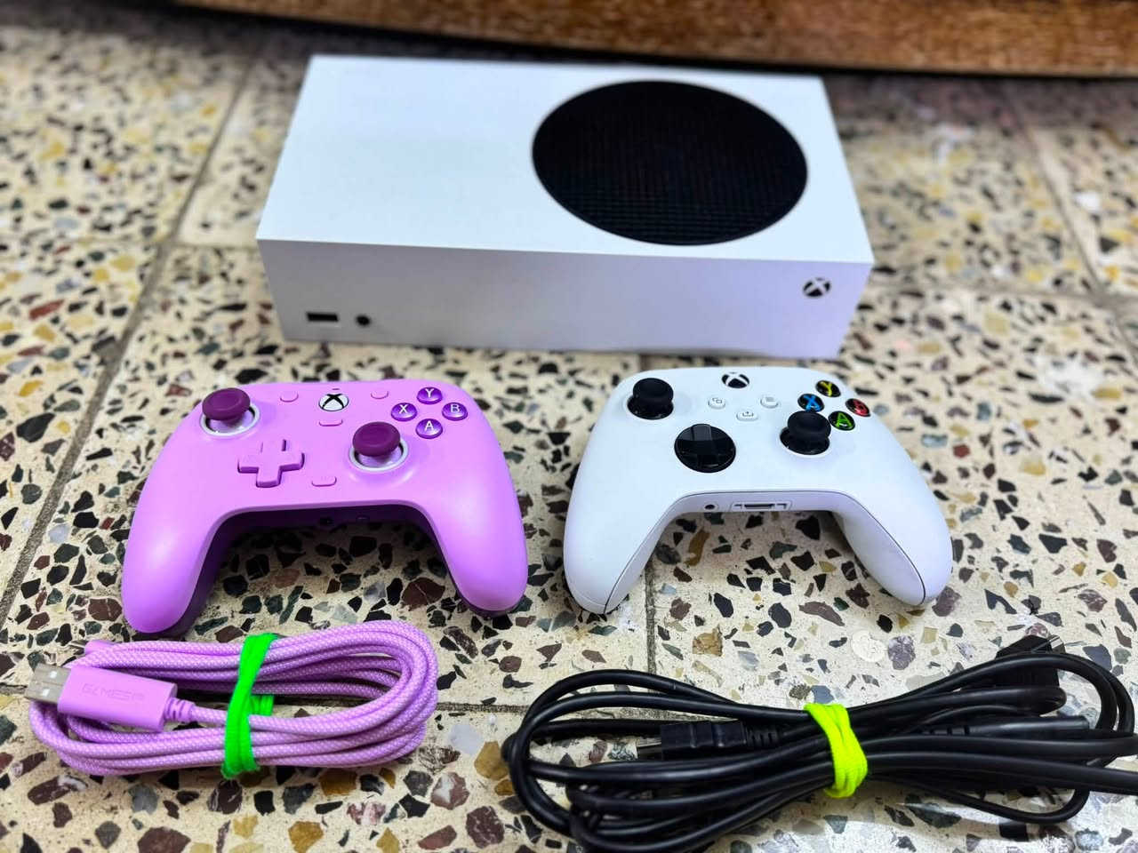 سلام عليكم اخوان XBOX Sereas S جهاز كلش كلش كلش نظيف استعمال قليل كلش نظافه 97 بلميه جهاز كلش نظيف 512 كيكا بايت ويه يده كيم سير اصليه السعر 480 وبي مجال للتواصل ***********
