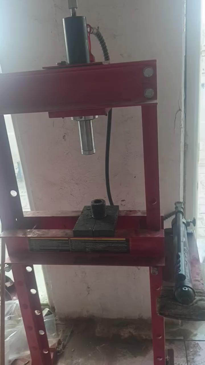 بريص للبيع السعر خاص ***********
