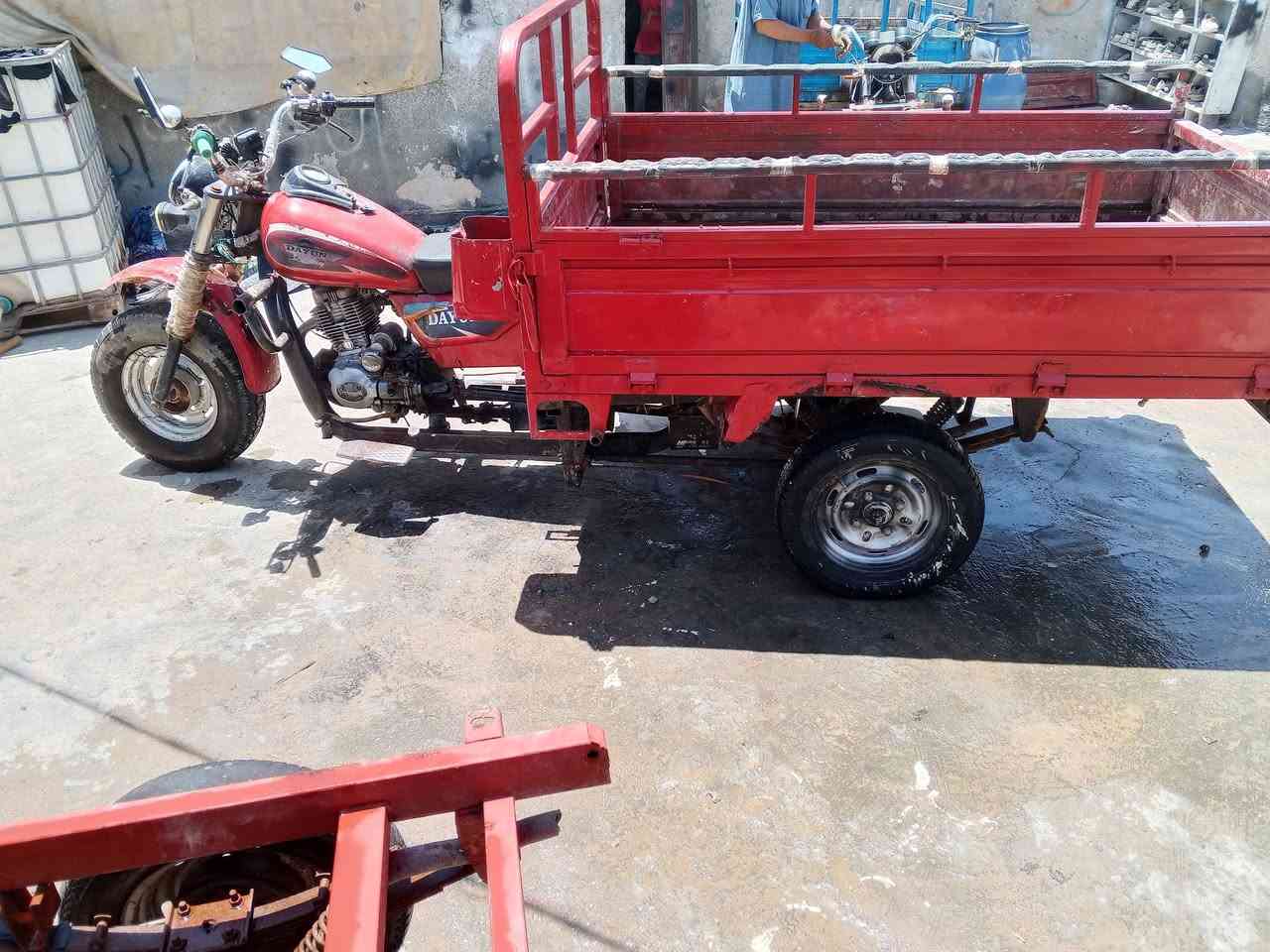 سلام عليكم ستوته للبيع السعر 650وبه مجال قليل حك جيه  موديل 15جاهزه كلك كلك مكاني رفاعي الموشراي لايراسل  للستفسار علا رقم ***********
