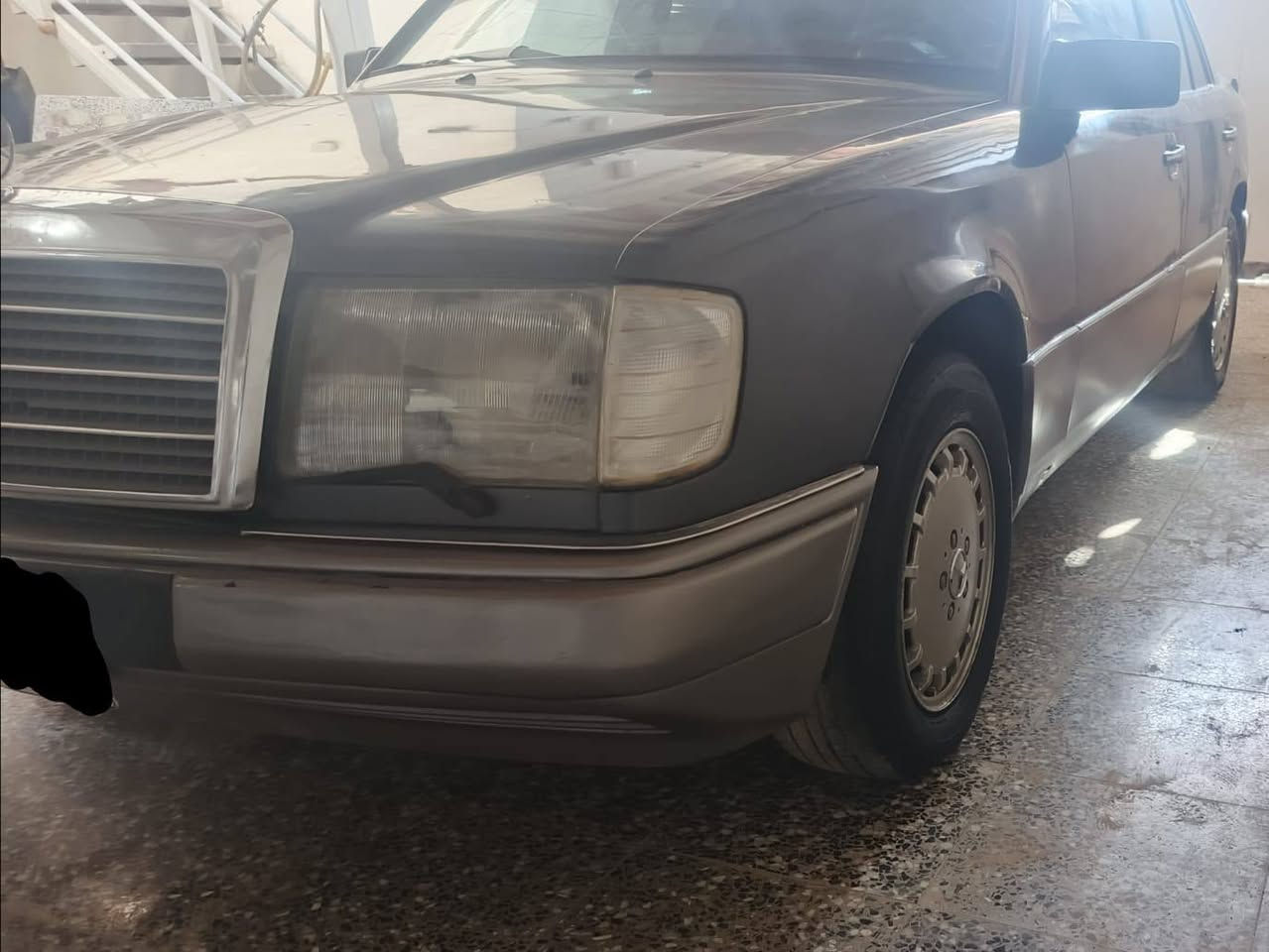 ‏السلام عليكم للبيع مارسدس موديل 92 رقم بغداد الماني كير و محرك بلاد ع شرط السياره كلهه بلاديه   فوول مواصفات السعر 48 مكاني نجف رقمي *********** النجف, العراق
