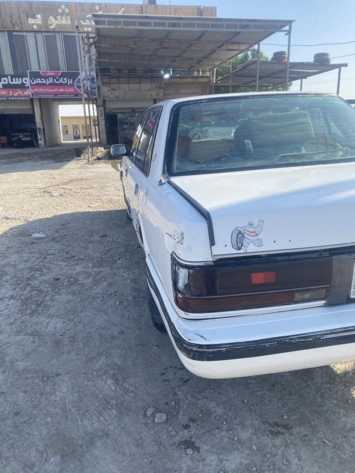 سلام عليكم عندي سيدان للبيع رقم قادسيه موازي مكانهه الزبير الشعيبه السعر 23®️***********
