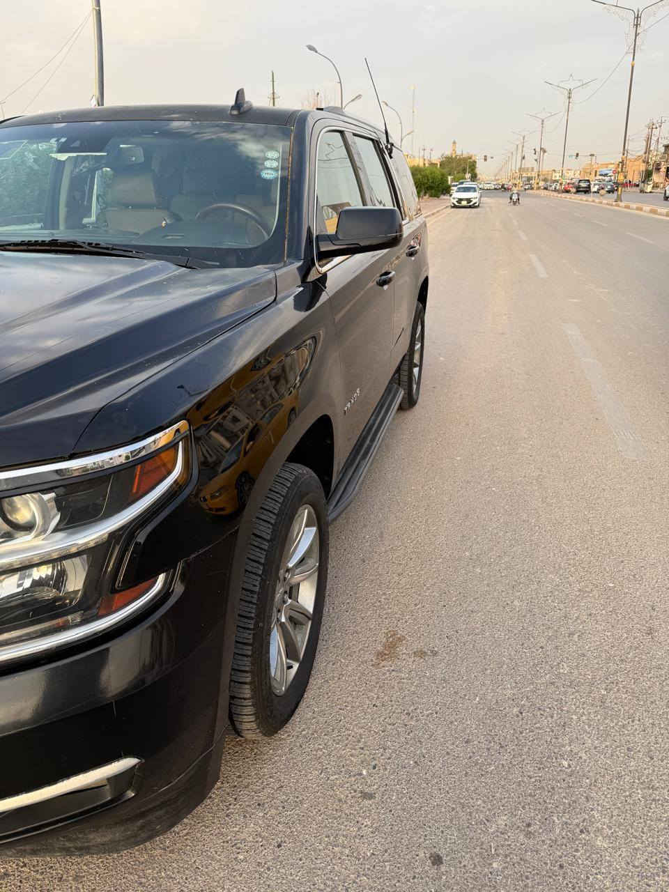 سلام عليكم للبيع 
تاهو 
وارد امريكي 
فئة Lt
موديل 2017
رقم سليمانية 
مداور ثاني يوم
بيها بنيد مبدل
سيارة 
فول ماعدا الفتحه
السعر 275
الاستفسار على الرقم ***********
مكان سياره سماوه
