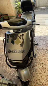 دراجة شحن 7 بطاريات حجم كبير دراجة كلش نضيفة وخدمية بيهة صناديك ثنين ل...