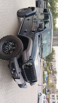 للبيع جيب لانكلر موديل 2025   4x2 محرك4سلندر ثلاث انظمه المسافه المقطو...