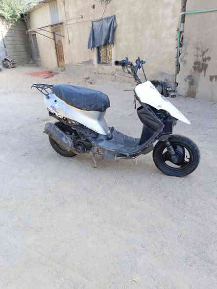 السلام عليكم دراجه تسعه مكينه مفتوحه شلعه ومعدل شرط نعومه دبلات شغاله تايرات جدد وضفيره كامله قراضه لحيه وعينه وصطاب وراء سعر185 وبيه مجال قليل مكان لبصره زبير رقم *********** رجائآ مو شراي لا تعبني
