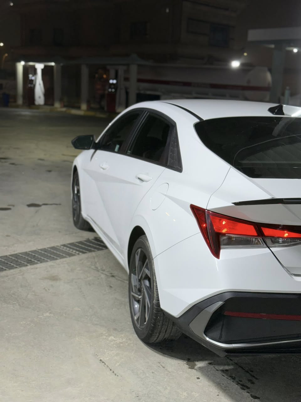 السلا عليكم
هونداي النترا موديل 25 
دخول جديد حره بدون رقم تترقم جميع المحافضات 
الحادث بارد بل بنيد فقط مكفوله من الصبغ
فول مواصفات عدا الفتحه
ماشيه 16 الف
السياره انه مستورده بيدي 
السعر 163 وبيهه مجال‬
-***********-
مكاني بصره 📍
