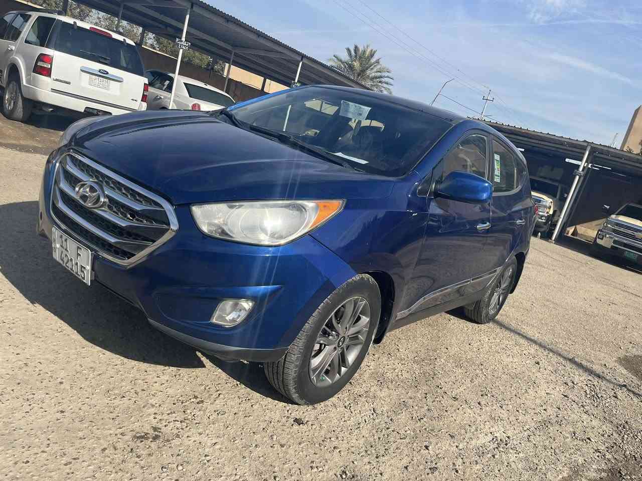 توسان 14  رقم بغداد    للبيع او مراوس وراد امريكي بيه جاملغ مبدل و بنيد مصبوغ بيه بارد قليل بلباب لصدر 
ماشيه 110
مصفات معروفه عاديه 
تخم تاير جديد
صدر امامي خلفي خير من الله 
كير محرك ما مفتوح برغي بي 
اسعر 137 وبيه مجال بصيط

***********
