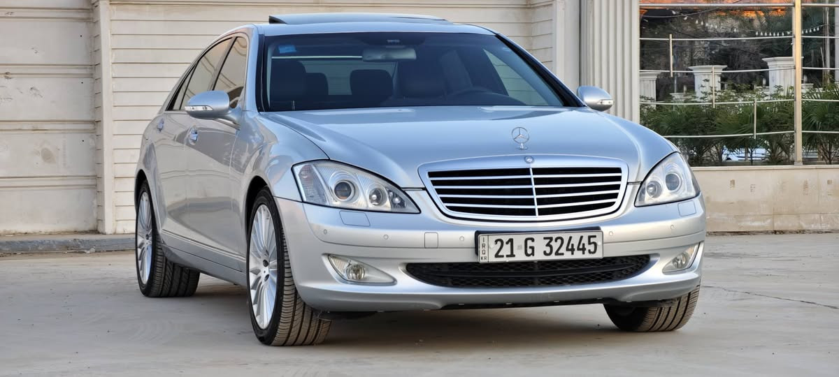 تحفه للبيع S550 
محرك V8
موديل 2005 
رقم شمالي بسمي 
قطعه وحده صبغ 3 قطع كلير فقط باليبان السونار مرفق مع الصور اخر صوره 
جديدة جدا ماشيه 147 الف 
جاهزه بدون نقص برغي 
باب طويل فول مواصفات  
5 بردات كهرباء 
كشنات كهرباء 4 خزن ميموري
12 ايرباك 
ابواب +جنطه شفط+مري شفط تحكم كهرباء 
لايت داينمك وي الستيرن +زراك لايت 
ستيرن كهرباء 
سستم صوت هارمن كاردن
السعر 185 ورقه 
عنواني واسط الكوت 
للاستفسار الاتصال على الرقم 
***********
***********
