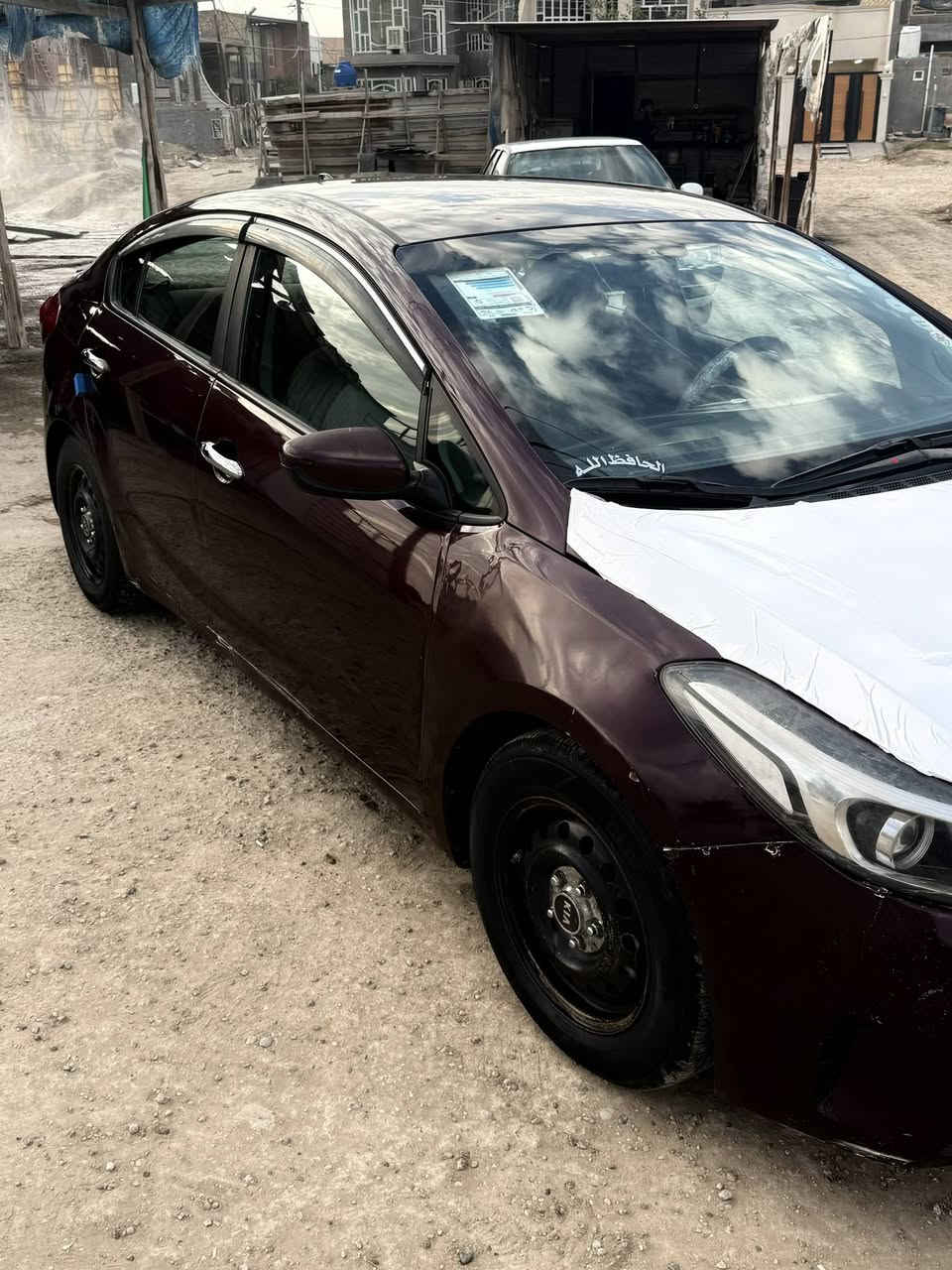 السلام عليكم فورتي للبيع مويل2017 حادث چاملغ امامي وبنيد فقط السياره خير من الله مكينه كير حداديه تبريد تدفئه السياره امريكيه تجي تقتنع وتأخذ مكاني بابل شارع 80 مال النجف السياره معروضه (100) وبيه مجال ***********
