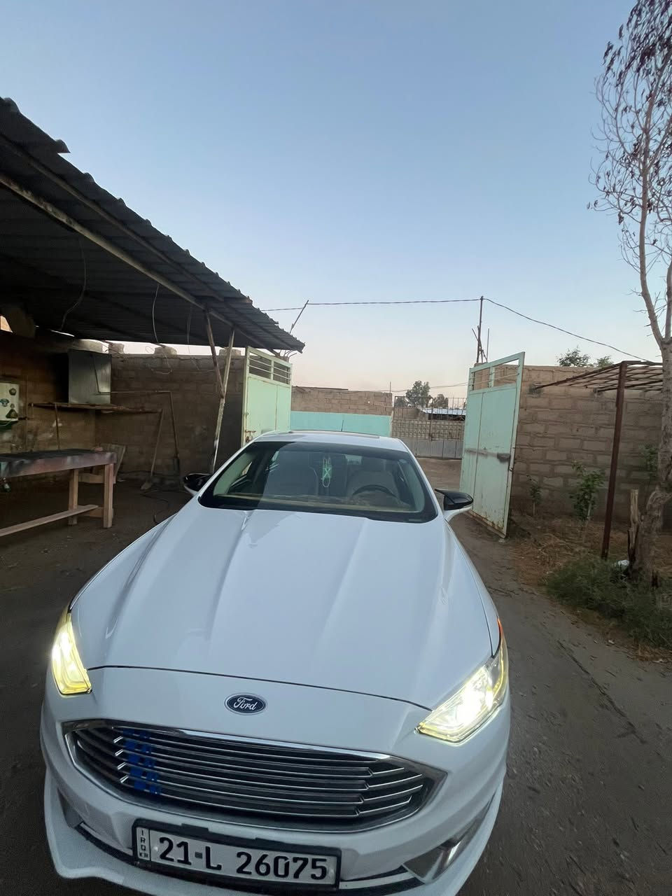 للبيع
فورد فيوجن٢٠١٧ 
فول مواصفات 
مكفولة من الصبغ بيها بارد بالبنيد شبر فقط
محرك 1500 توربو
رقم سليمانيةتحويل مباشر
حدايدية كلة جديد
سيارة جاهزة من كلشي 
*********** الانبار / هيت
