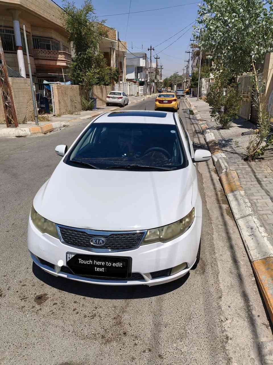 السلام عليكم
سيراتو ٢٠١١ فول مواصفات عدا البصمة 
رقم اربيل هزة وسنوية جديدة 
تخم تايرات جديد 
تبريد شغال 
تفاصيل اغلبها موضحة بالصور 
مكانها ديالى / بعقوبة / التحرير / قرب مدرسة سوريا 
***********
السعر 110$
