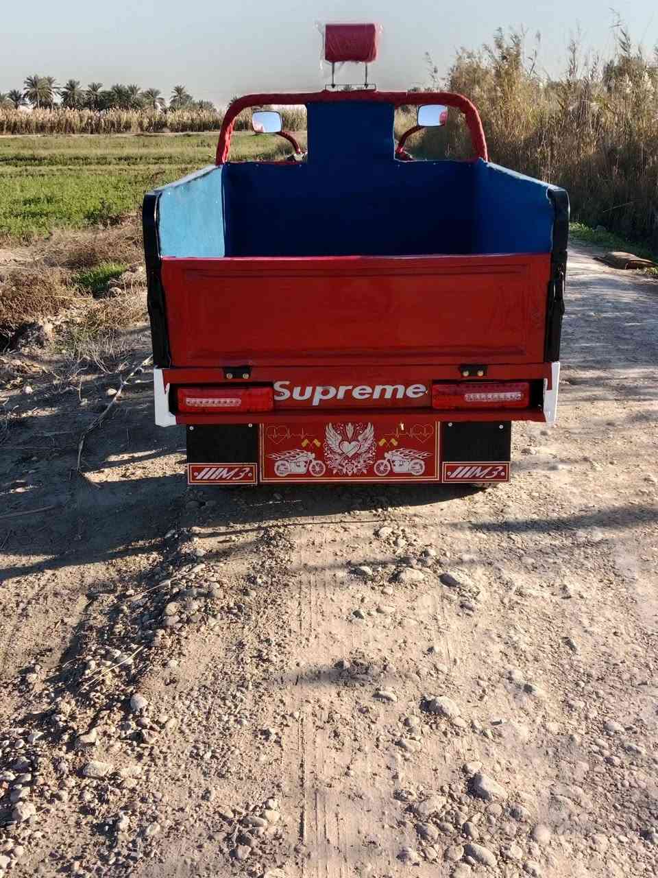 السلام عليكم ستوتة ام الطير موديل 21 محرك ٢١ مافتوح كهربائيات كامله اوراق كامله السعر ١٣٠٠ وبيه مجال المكان ديالى الخالص الرقم ***********
