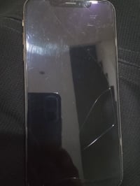 ايفون XS ماكس • ذاكرة ٢٥٦ • بطارية ٧٧%