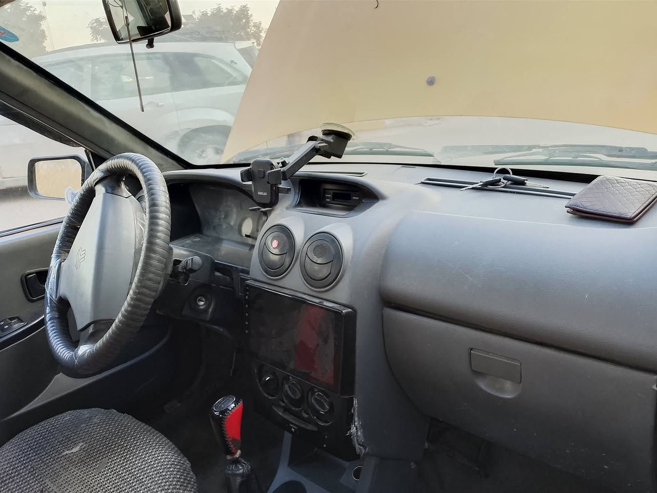 سايبه 2012
25ورقه
مصفره هيئه. ول غرمات ينقص من سعرهه
دبلات جديده
صدر جديد
تخم دعاميات
بطاين بيبان جدد
خياساتهه معمره بس مصابغهن
كهربائيات نضيفه
مكينه كير نضيفات
نضافت داخل 75 %
شواصيهه معمره نضاف
سنويه 28
رقم سياره كدامكم بصوره
السياره ب اسم صاحبي تحويل شوكت ماتريد 

العنوان بغداد 
***********
