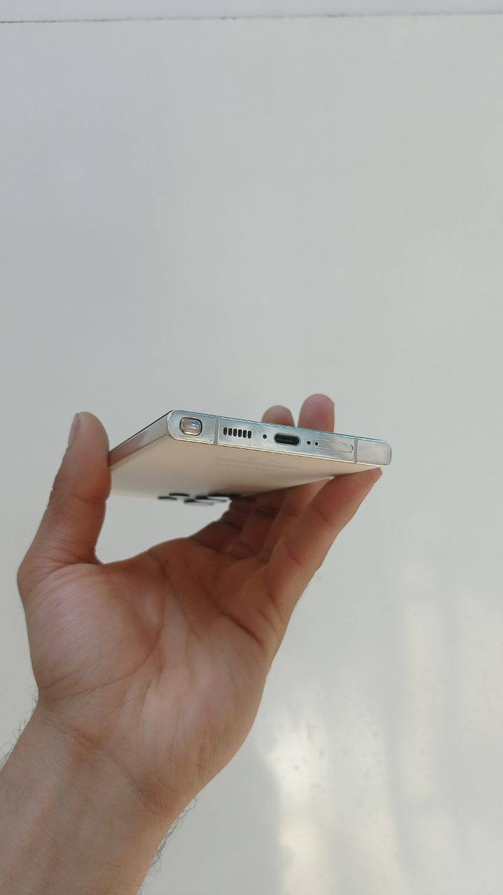 الترا s23 ____شرق اوسط 

كفالة عامه من جميع النواحي 

ذاكرة 256 ............دبل شريحة 

لون ابيض مميز ✓. 
استخدام نسائي جدآ نضيف
 
الجهاز بعده بحالة الوكالة نضافتة 99%

معروض بسعر مناسب جدا / يرهم مراوس حسب القناعه 

للتواصل واتساب/ ***********
او اتصال هاتفي 

العنوان السماوة : سوك المسكوف 

ملاحظه هامه/ المباع لايرجع ولا يستبدل بعد الفحص والقناعه
