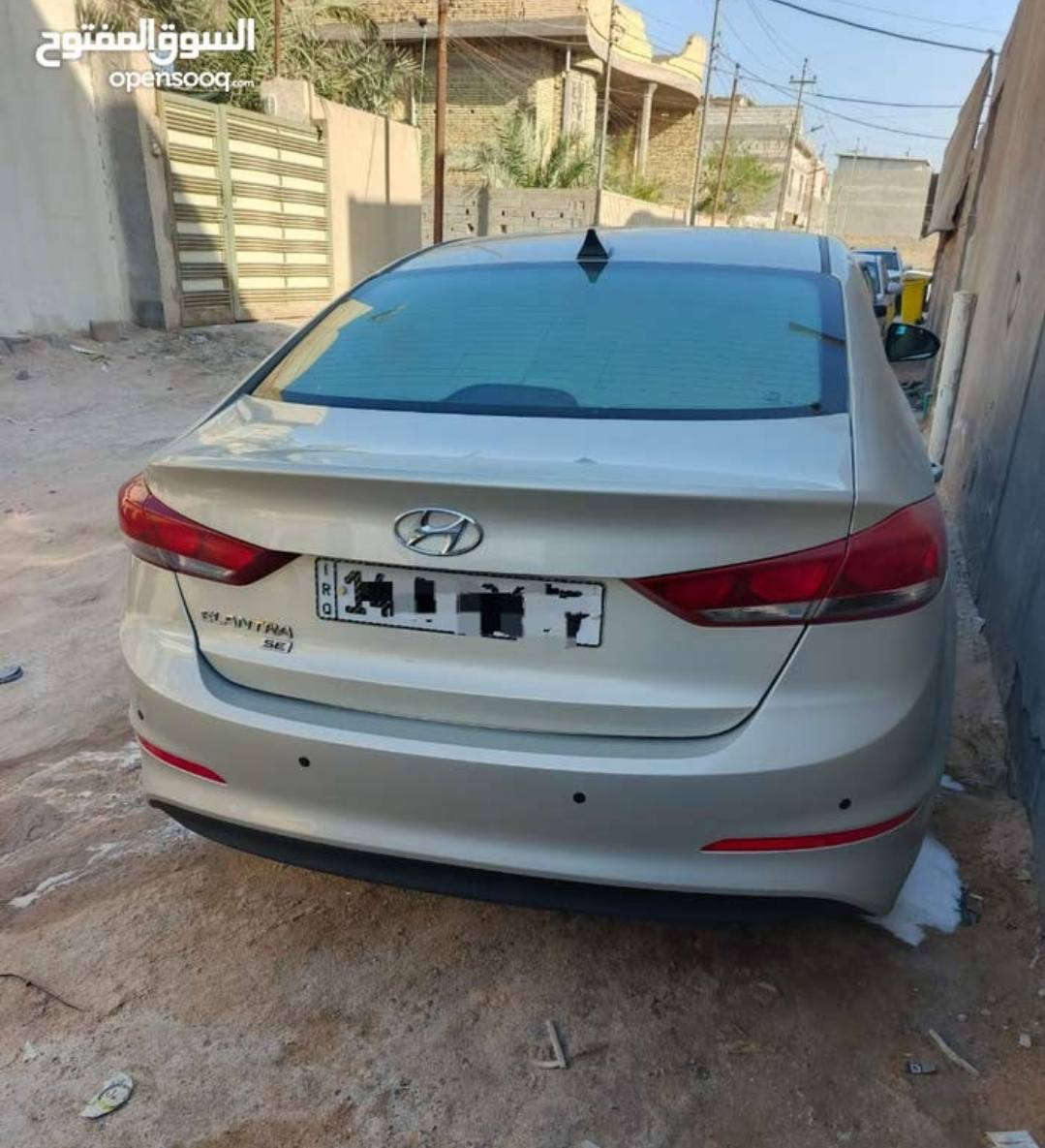 النترا موديل 2017 رقم بصرة دولي لون ذهبي محرك 2000 دوش السيارة داخل بيجي مكفولة من الصبغ ماعدا ربع باب خلفي الجهه اليمنى 
حساس خلفي كامرة هزه جديدة سنويه 2029 بسمي السعر 122 الاتصال ***********
