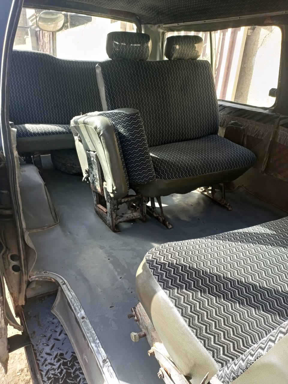 السلام عليكم كيه بسته 94سنويه نهاية 27دوشمه جديده كير محرك بحاله ممتازه عينه وصينه جدد شرط التحويل السعر 35وبيهه مجال ***********
