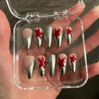 ✧･ﾟ: ✦ Star French Nails ✦ :･ﾟ✧ 24 قطعة أظافر قصيرة بشكل بيضاوي ✦ تصمي...