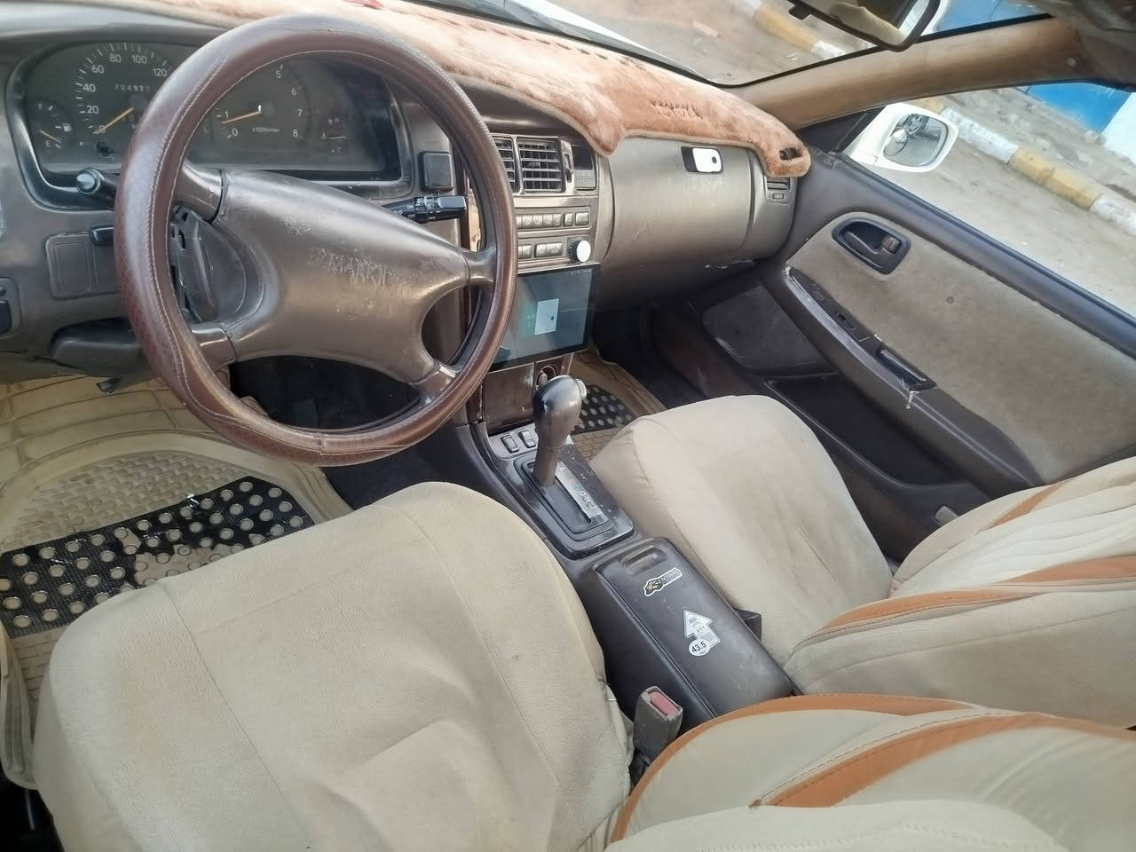 سلام عليكم مارك مديل ٩٤ سياره جديده وجاهزه اي نقص مابيها كله شغال مكفوله من الكص ونقل جثه ولعيب الشرعي مكينه وكير ونجي سياره كلش حلوه السعر ٦٨ وبيها مجال مكان السياره قضاء القرنه ***********
