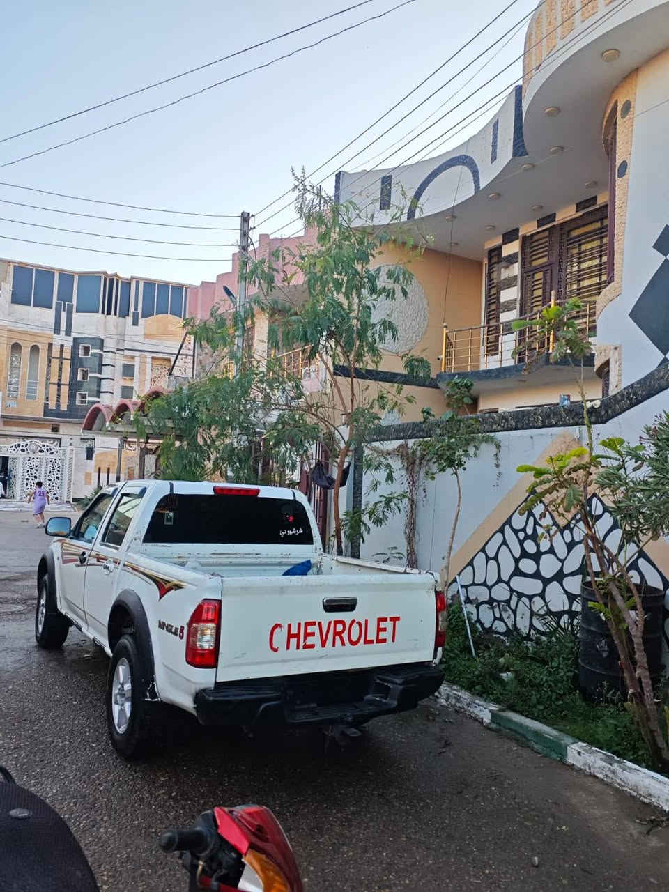 للبيع شوفر لوف موديل 2005 مزاد وزاره الداخليه محرك وكير بطه سياره جاهزه السعر 45ورقه وبيهه مجال المكان ميسان قضاء كميت الرقم ***********
