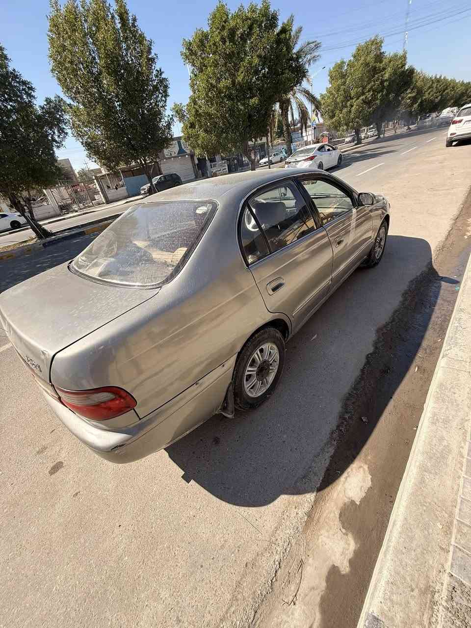 كوريلا 1992للبيع ومراوس حسب  نضافتها كما موضح بالصوره السياره تحتاج شويه ترتيب گير مكينه خير من الله المكان بصره شط العرب الكباسي سعرها47بيها مجال حك جيه للأستفسار الاتصال على الرقم***********
