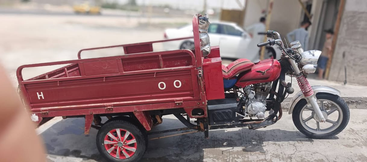 سلام عليكم ستوته جمره موديل14اوراق اصولي نجفيه وراعيها الي ب اسمه كرايبي تحويل ثاني يوم الستوته مجفته تجفيت درجه اوله مابيه لا تنقيص مجرد دخان بسبب الصالنصه بيها دهن ودخن بس من تحمه كلش الستوته كهربائيات جاهزه سلف نگره بس العداد لكيلو متر عوزه سيم وشاصي نضيف ول يريد تفاصيل بعد على هاذه الرقم‏‪***********‬‏
السعر ب 1400وبيها مجال بصيط
