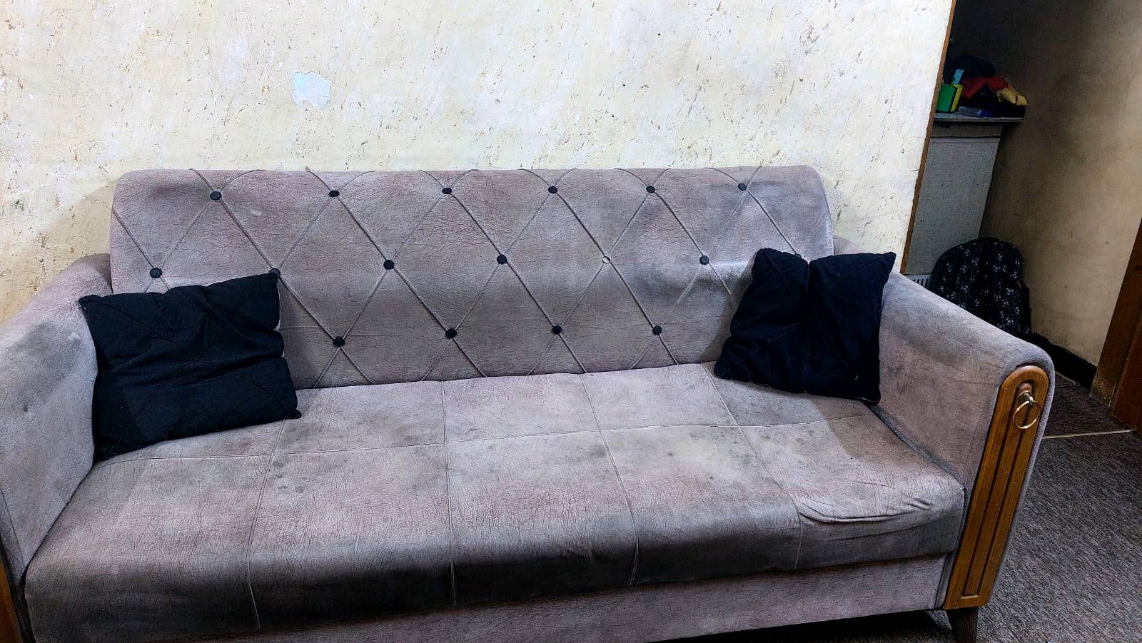 بغداد المنصور 
تخم عشر مقاعد 