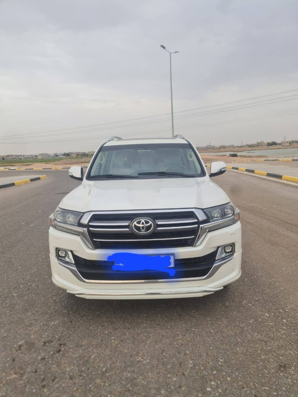 لاندكروز ٢٠ كفاله عامه مكينه ٦ فول مواصفات السعر ٤ شدات و٧٠ ورقه الاتصال *********** مكان سياره بصره القبله ٤٠٠
