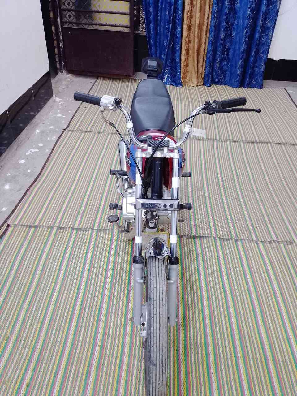 عمي السلام عليكم دراجه مديل 21 تعمير 24 مكاني بابل القاسم  اوراق رقمي *********** سعر 550وبيه مجال متواجد خاص 🖤
