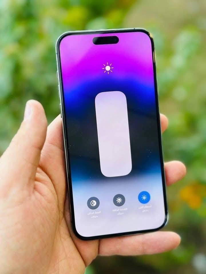 14 برو ماكس للبيع دبل سيمكرت
ذاكرة 256 
بطارية (80)🔋
نظافة  
مبدل شاشة وضهر
لون بنفسجي 
كارتونتة موجودة 
السعر:575 وبي مجال حك الجية
العنوان: بغداد مصفى الدورة 
للاتصال:***********
