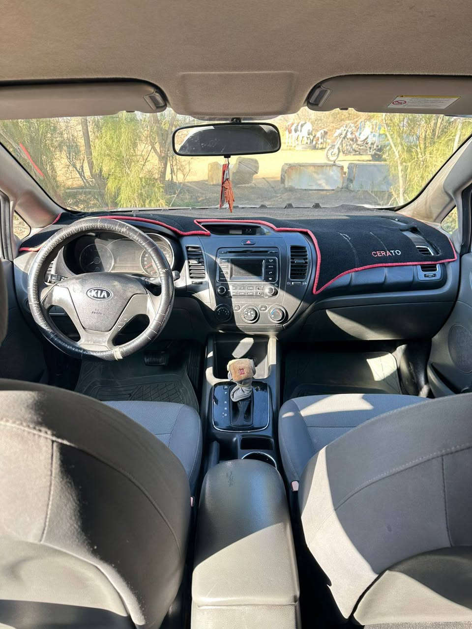 سلام عليكم سيرتو البيع. رقم مثنئ/2017 /  سياره كفاله عامه ما عده دوسه رش ولبقي كفاله. تبريد شرط مكينه مامفتوحه . تخم تاير      سنويه. 27. ? السعر /132 /   ***********
