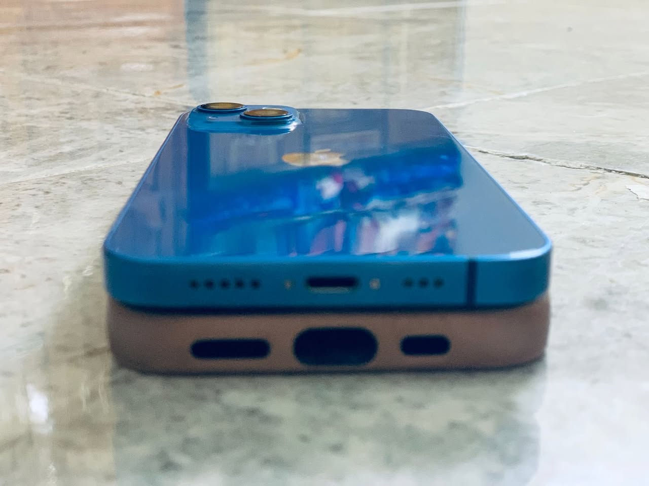 سلام عليكم ١٣عادي للبيع مكفول ما مفتوح بي اي شي 
صيانه ما داخل بطاريه ٨٤ ذاكره ١٢٨ الحهاز فطر ما بي 
فيس ايدي شغال كامرات شغاله سيم شغال الجهاز كله شغال وعل فحص السعر٣٨٠الف وبي مجال بسيط 
***********مفتوح واتساب ٢٤ساعه  مكاني بغداد 
حي نصر
