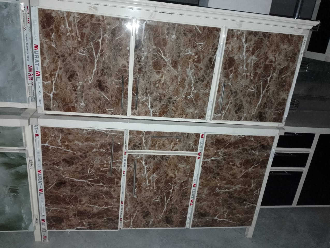 معرض السليمانية..وصول وجبه كاونترات مستخدم مترين.نظافه فول .تكريت الديوم شارع المستوصف.....مقابل الملعب
*********** واتس اب
