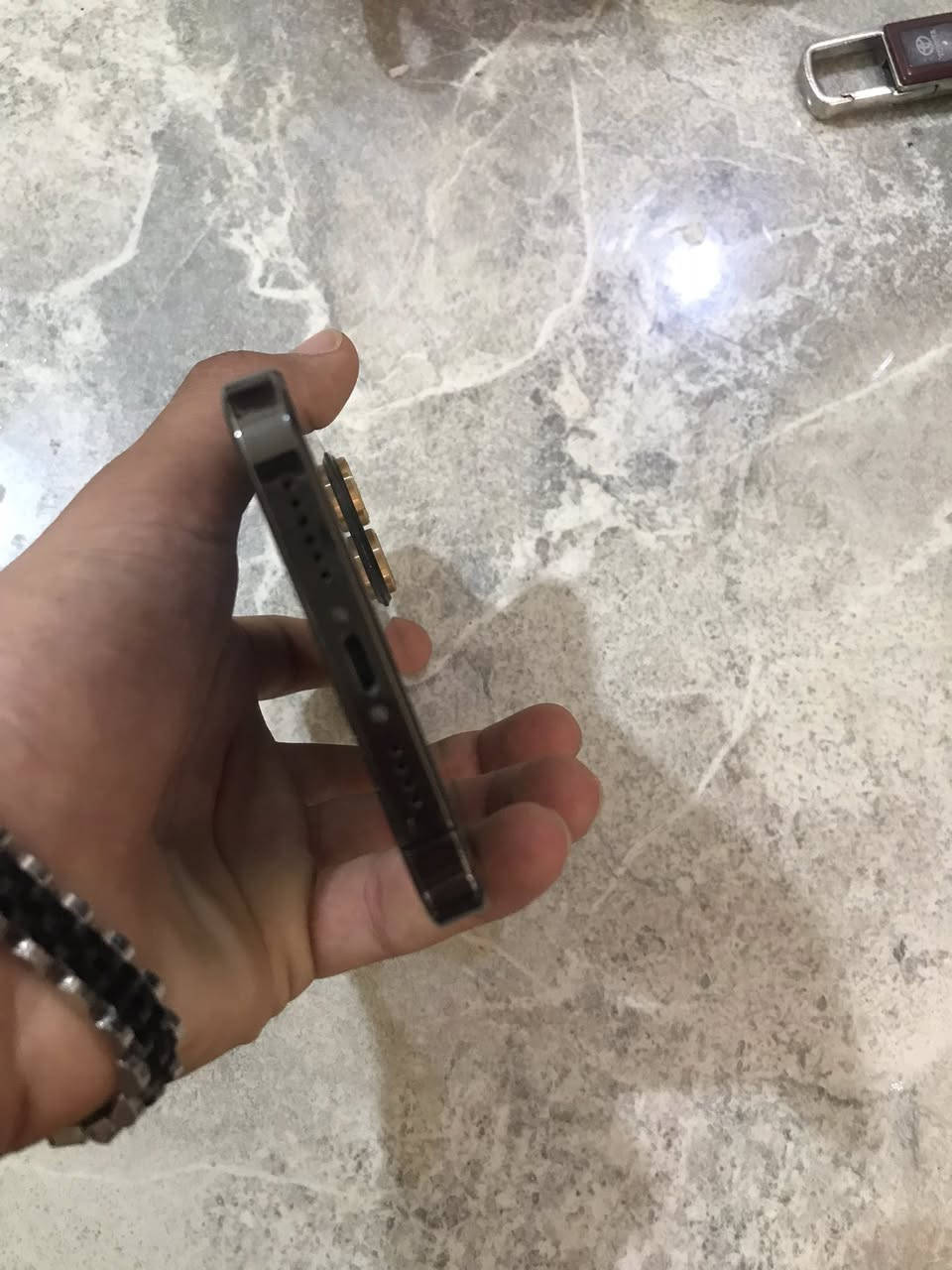 ايفون 14 برو ماكس طبق الاصل 💫
تطبيقاته كولها ايفون 🌟
نضامه ايفون بل كامل 🎛
ذاكره 256 حقيقيه 🎫
كامرته حلوه كوللش 📸
سلس وخفيف ميعلك 📱
اعداداته كولها ايفون 📟
يدعم شريحه + انستا +واتساب + سناب +تيك توك وباقي التطبيقات 
يفيد جماعة الديكور ولحركات مخابره ما مخابره 📞❤️
العنوان بابًل الاسكندرية 📍
الاتصال عبر الرقم او خاص /***********
