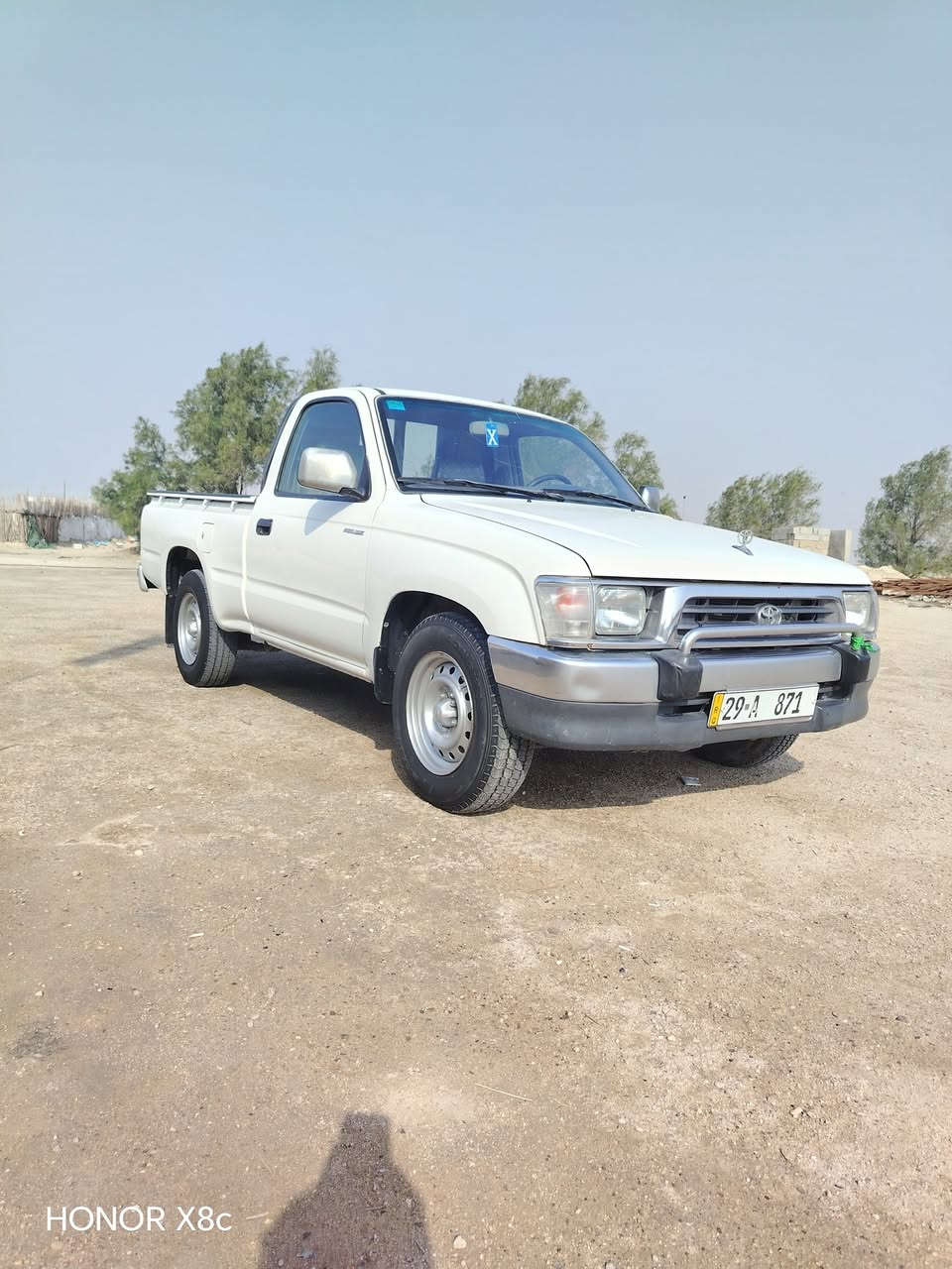 السلام عليكم بيكم فلاحي تيوتا 2001 سيارة مكفولة كفالة عامة كير مكينه مكفولات حدادية كله عل وضع شركة العنوان بصرة خور الزبير رقم الهاتف *********** شراي يتصل
