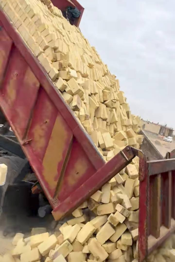 ‏‪***********‬‏ يواجد طابوك فول فول
سعر دبل 525وصل البصراه  طابوكت عماره
